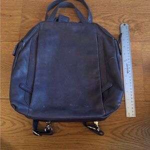 Levenger Backpack Genuine Leather blue Pockets Zipper